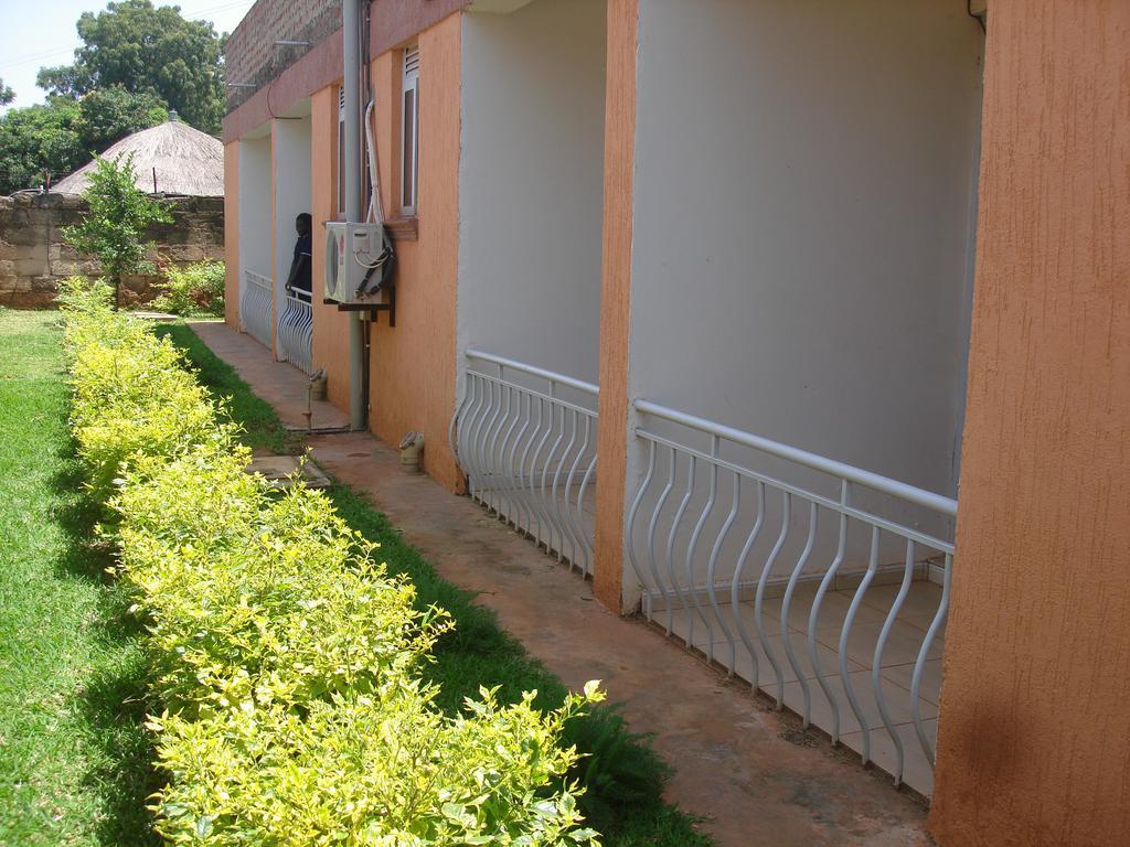 Wellsprings Hotel Gulu Exterior foto